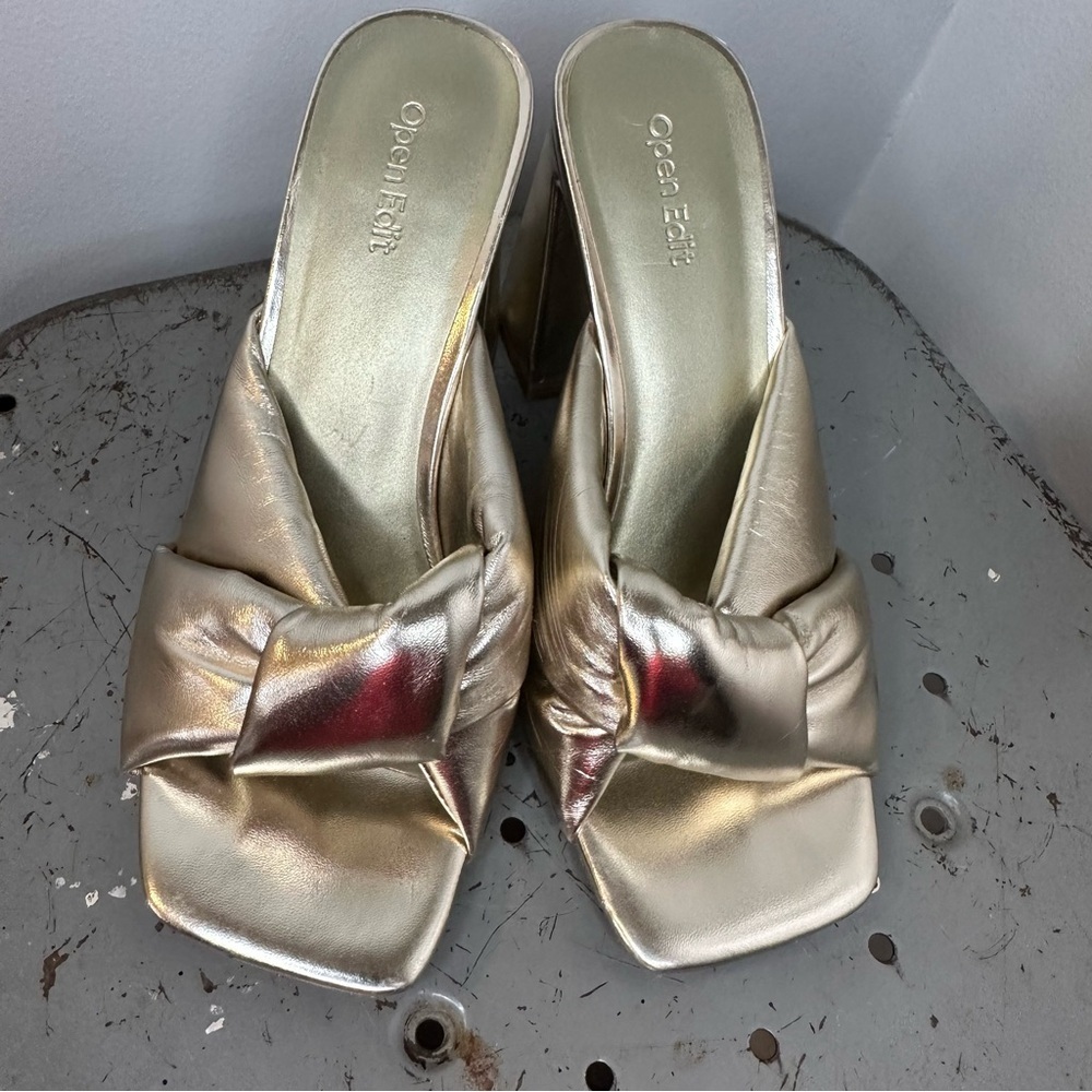Open Edit Saydee Sandal Gold size 8M - Picture 9 of 11
